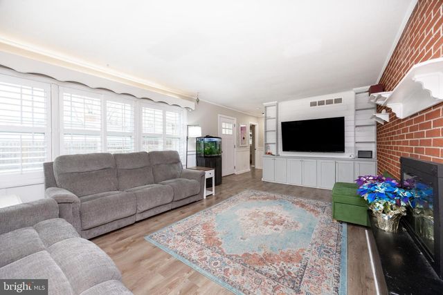 652 WOODLAND DR, Pottstown, PA 19464