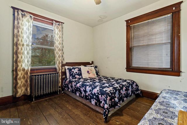 221 MAIN ST, New Windsor, MD 21776