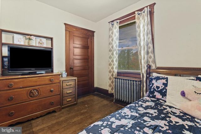 221 MAIN ST, New Windsor, MD 21776
