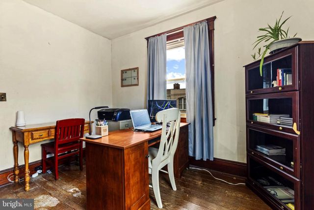 221 MAIN ST, New Windsor, MD 21776