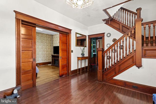 221 MAIN ST, New Windsor, MD 21776