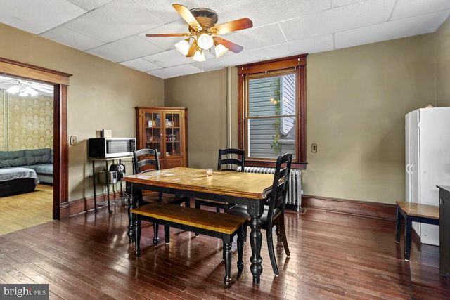 221 MAIN ST, New Windsor, MD 21776