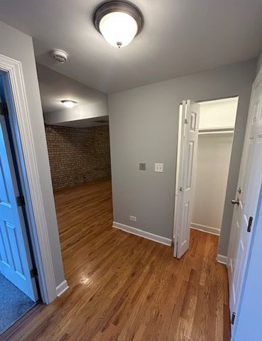 2340 W Granville Avenue 1, Chicago, IL 60659