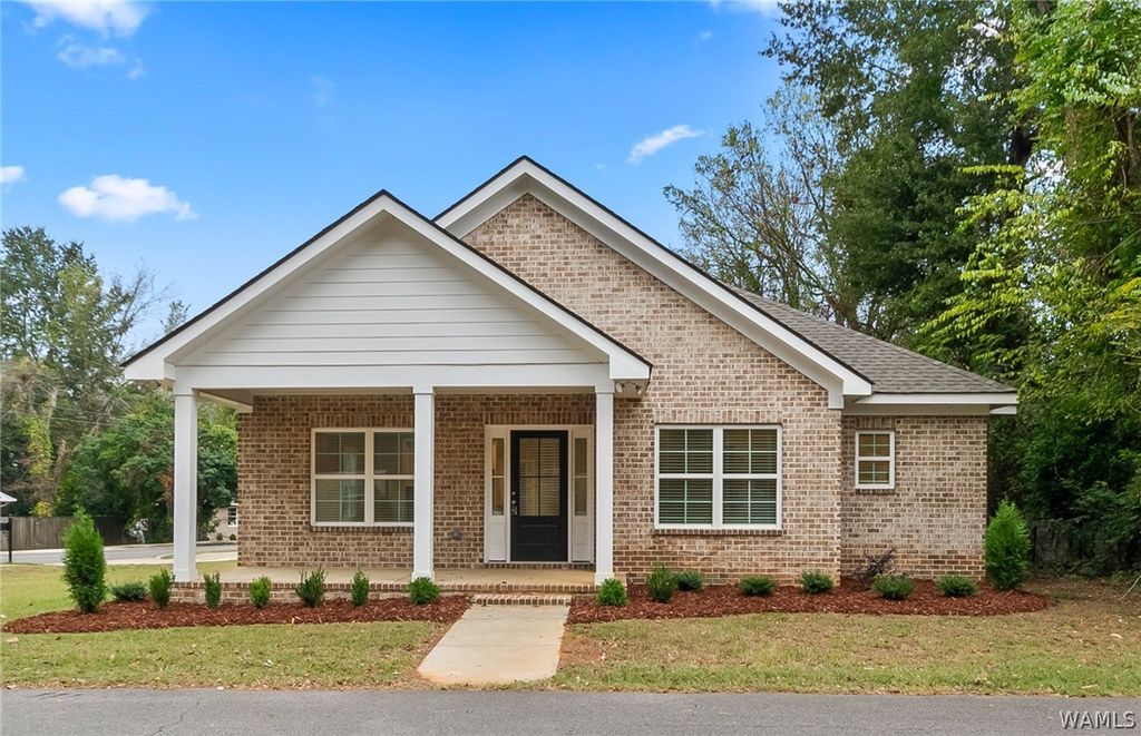 2402 Prince, Tuscaloosa, AL 35401