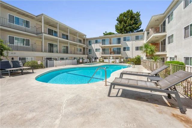4160 W 182nd Street 102, Torrance, CA 90504
