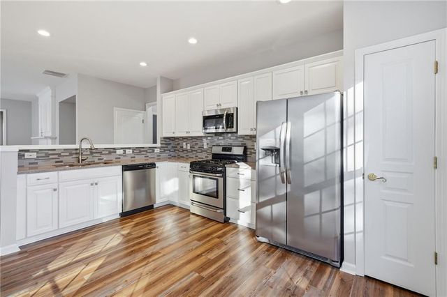 3901 Delfaire Trace, Cumming, GA 30040