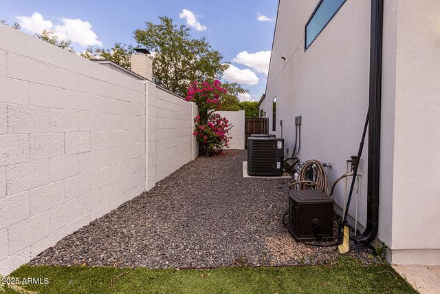 3118 N 42ND Street, Phoenix, AZ 85018
