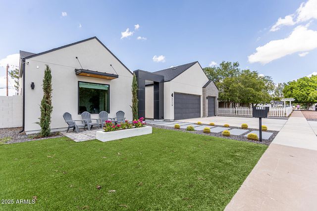 3118 N 42ND Street, Phoenix, AZ 85018