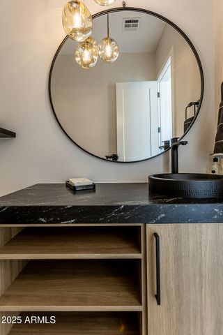 3118 N 42ND Street, Phoenix, AZ 85018