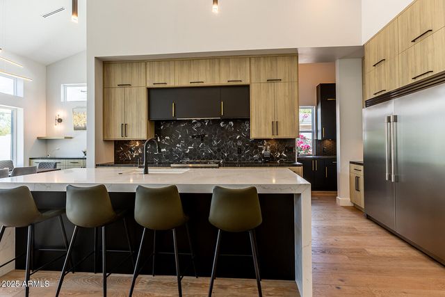 3118 N 42ND Street, Phoenix, AZ 85018