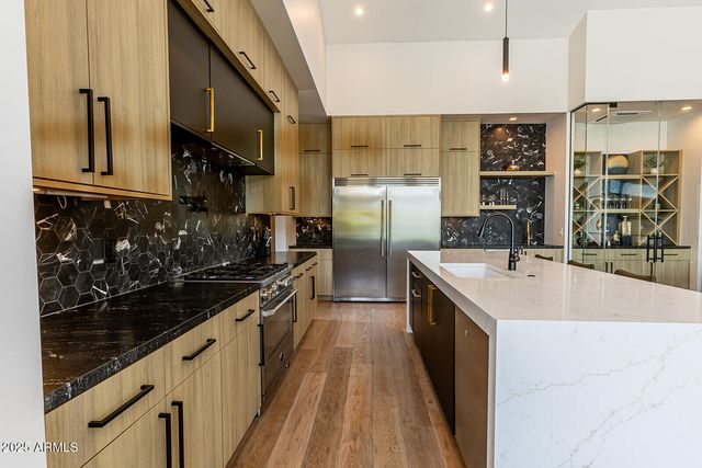 3118 N 42ND Street, Phoenix, AZ 85018