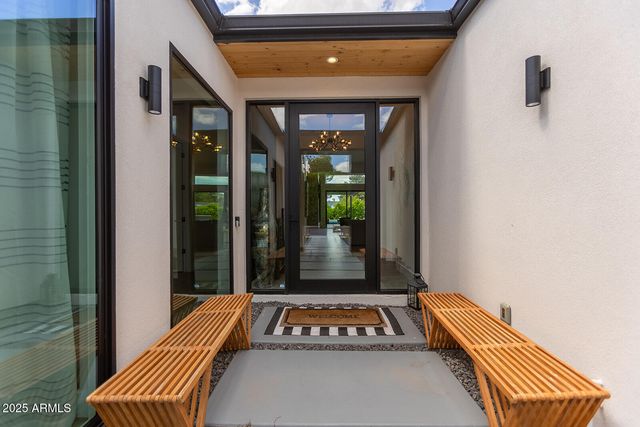 3118 N 42ND Street, Phoenix, AZ 85018