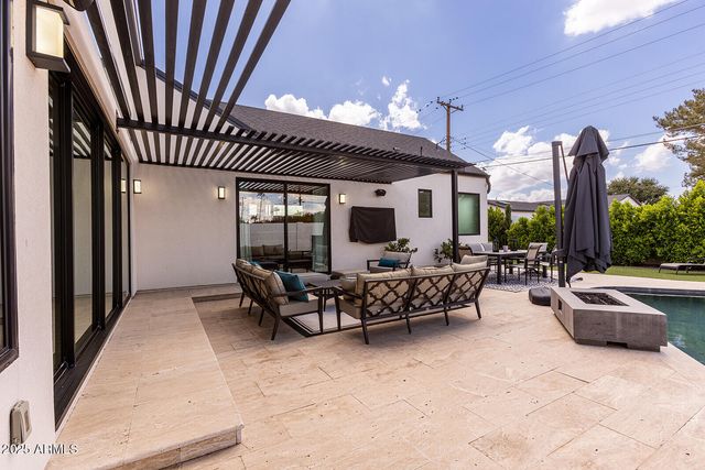 3118 N 42ND Street, Phoenix, AZ 85018