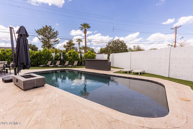 3118 N 42ND Street, Phoenix, AZ 85018