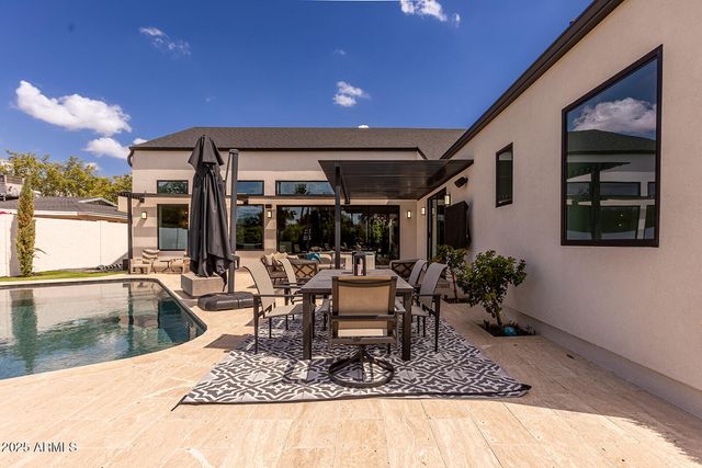 3118 N 42ND Street, Phoenix, AZ 85018