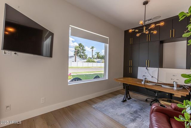 3118 N 42ND Street, Phoenix, AZ 85018