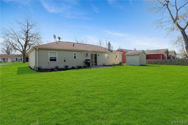 468 Campus Dr, Amherst, NY 14226