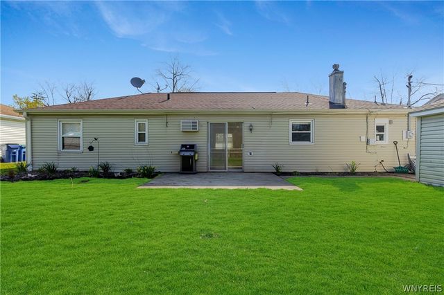 468 Campus Dr, Amherst, NY 14226