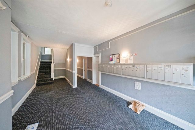 1625 Commonwealth Ave 18, Boston, MA 02135