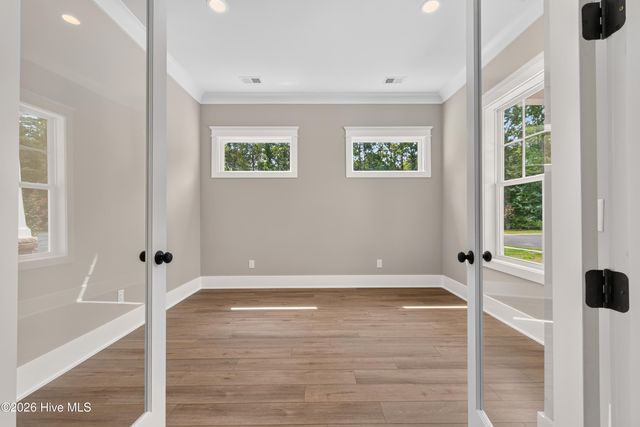 9469 Old Salem Way NW, Calabash, NC 28467