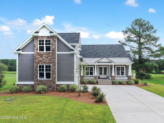 9469 Old Salem Way NW, Calabash, NC 28467