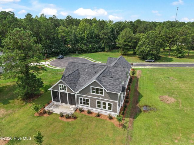 9469 Old Salem Way NW, Calabash, NC 28467