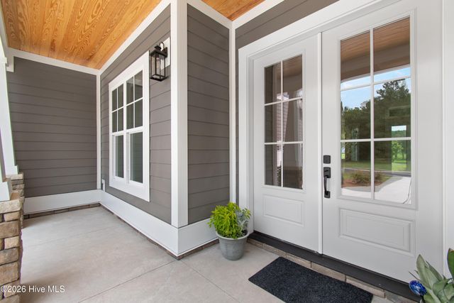 9469 Old Salem Way NW, Calabash, NC 28467