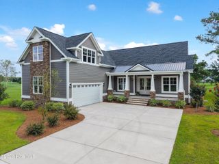 9469 Old Salem Way NW, Calabash, NC 28467