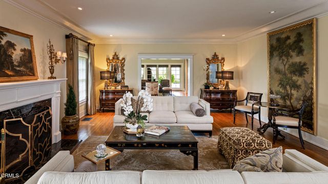 1295 S Oakland Avenue, Pasadena, CA 91106