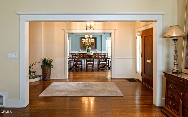 1295 S Oakland Avenue, Pasadena, CA 91106