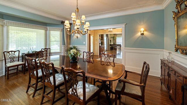 1295 S Oakland Avenue, Pasadena, CA 91106