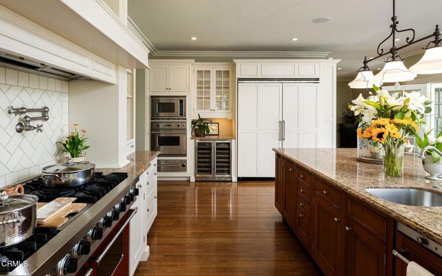 1295 S Oakland Avenue, Pasadena, CA 91106