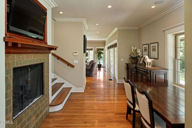 1295 S Oakland Avenue, Pasadena, CA 91106
