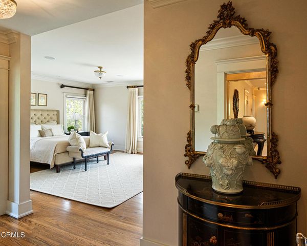 1295 S Oakland Avenue, Pasadena, CA 91106