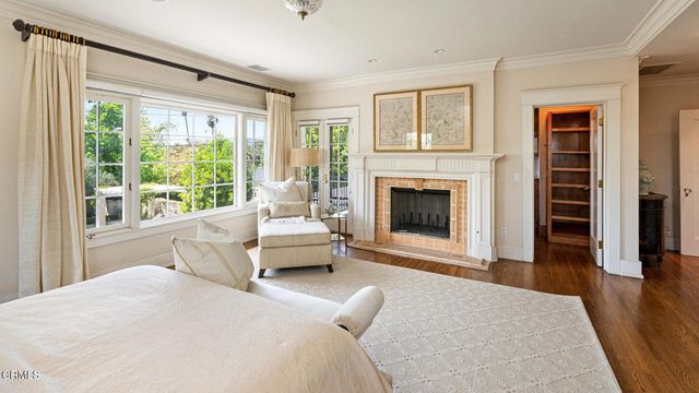 1295 S Oakland Avenue, Pasadena, CA 91106