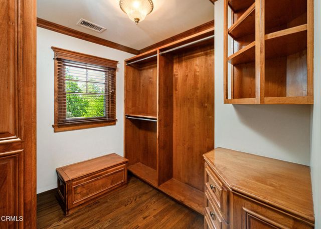 1295 S Oakland Avenue, Pasadena, CA 91106