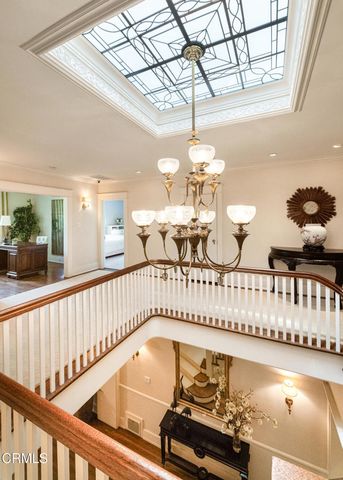 1295 S Oakland Avenue, Pasadena, CA 91106