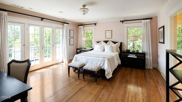 1295 S Oakland Avenue, Pasadena, CA 91106