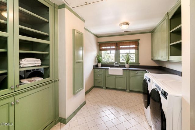1295 S Oakland Avenue, Pasadena, CA 91106