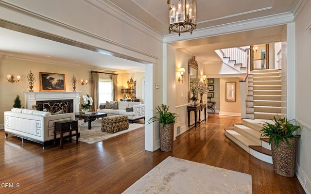 1295 S Oakland Avenue, Pasadena, CA 91106