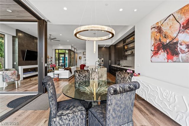 662 Falcon Summit Court, Henderson, NV 89012
