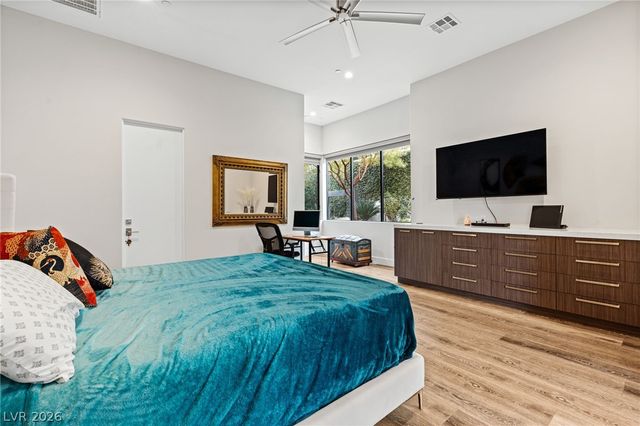 662 Falcon Summit Court, Henderson, NV 89012