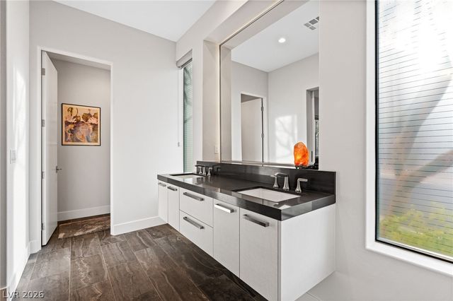 662 Falcon Summit Court, Henderson, NV 89012