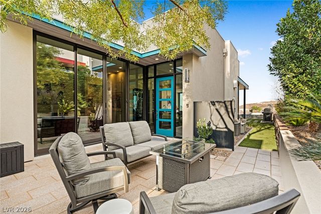 662 Falcon Summit Court, Henderson, NV 89012