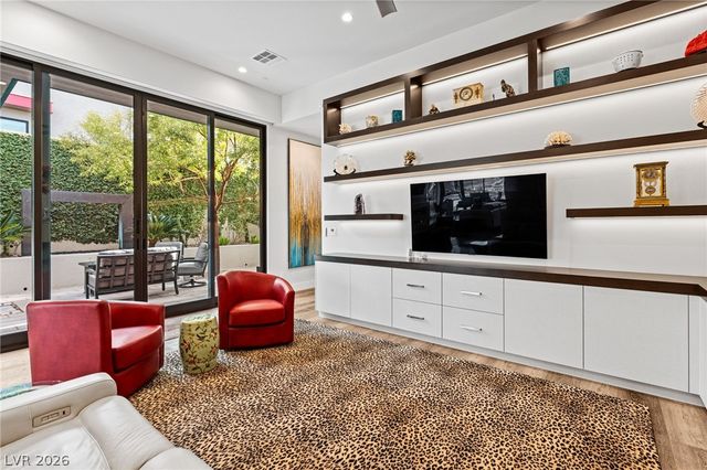 662 Falcon Summit Court, Henderson, NV 89012