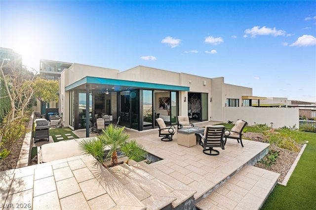 662 Falcon Summit Court, Henderson, NV 89012