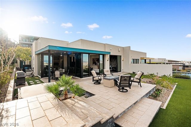 662 Falcon Summit Court, Henderson, NV 89012