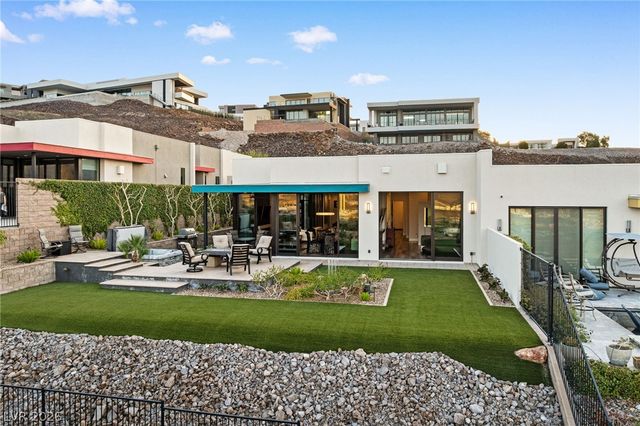 662 Falcon Summit Court, Henderson, NV 89012