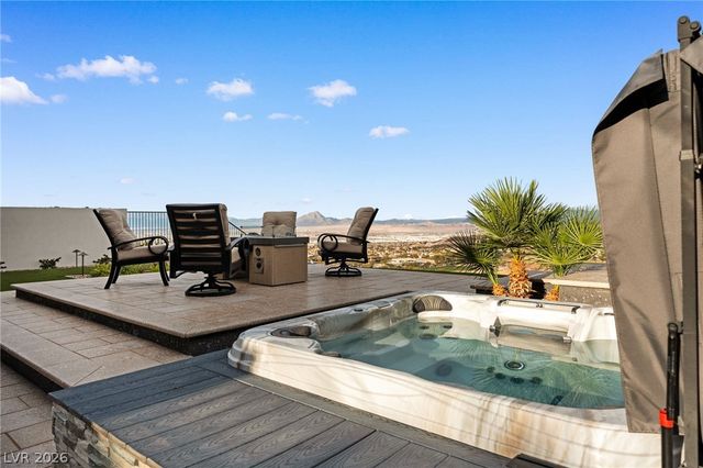 662 Falcon Summit Court, Henderson, NV 89012