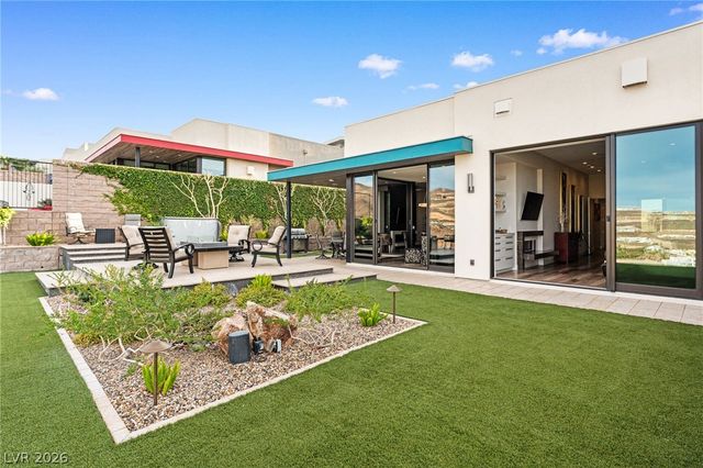 662 Falcon Summit Court, Henderson, NV 89012